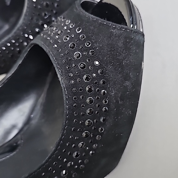 White House Black Market Luxury Heels, Black with studs, Size - Picture 3 of 10